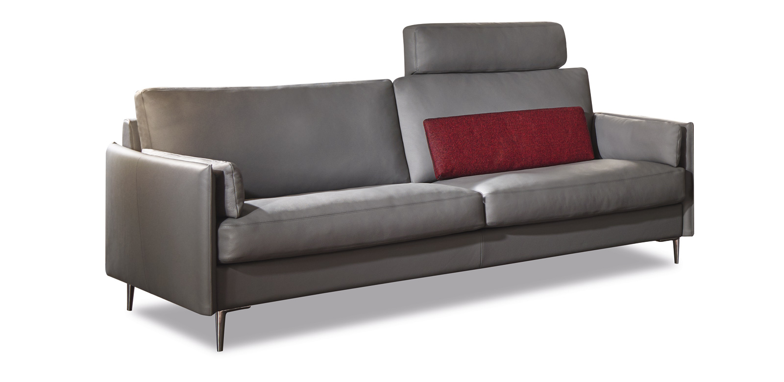 CL820 2-seater with headrests, in grey leather and with red cushions